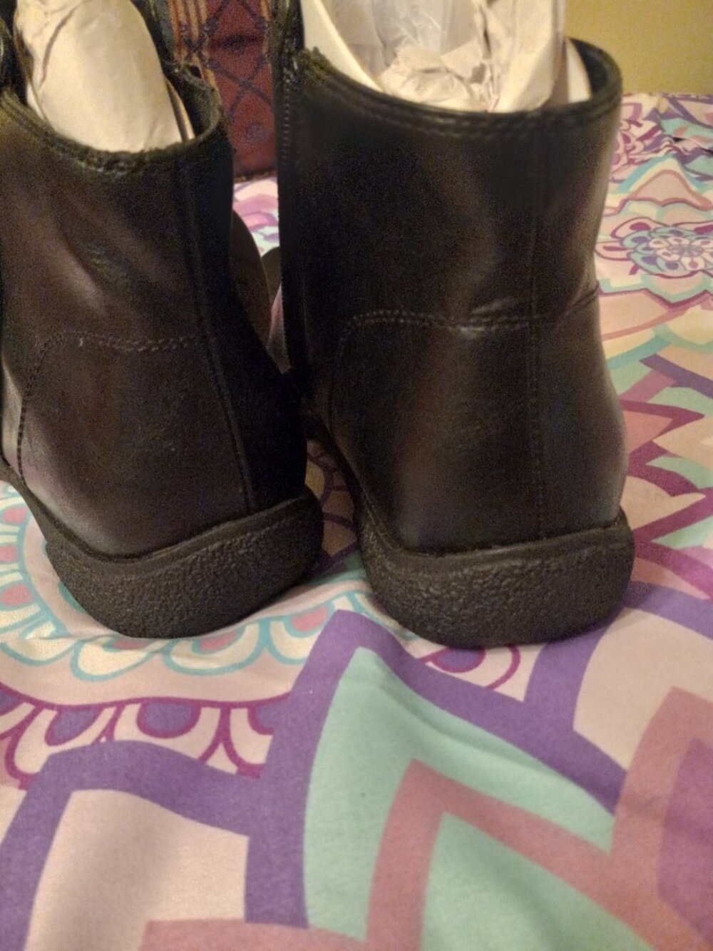 Boots - Picture 3 of 5